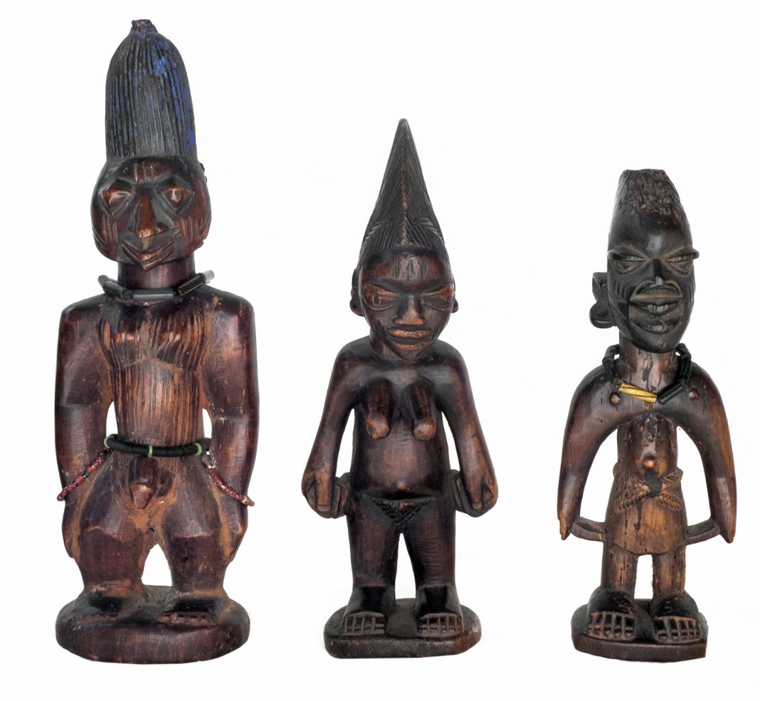 Sulle tracce dei maestri. Sculture dall’Africa occidentalehttps://www.exibart.com/repository/media/eventi/2012/11/sulle-tracce-dei-maestri.-sculture-dall8217africa-occidentale-1068x985.jpg