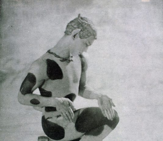 Adolphe de Meyer – Nijinsky in “L’Après-midi d’un faune”