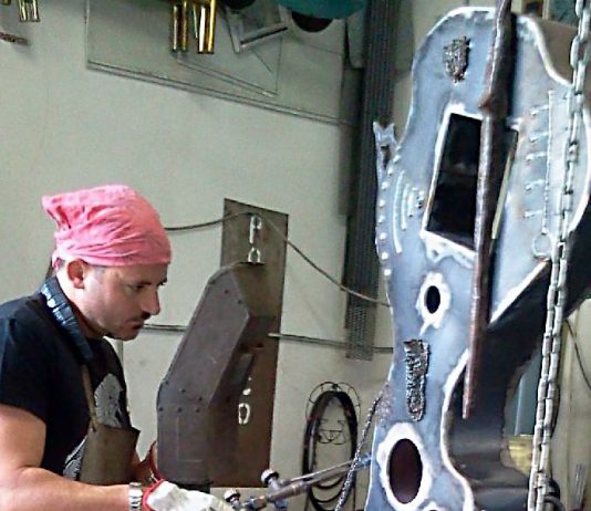 Edmond Haxhiu – Il Mendicante Visionario