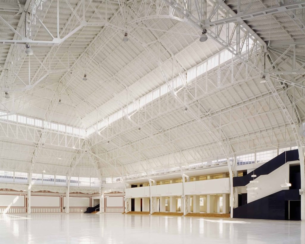 FLASH ART EVENThttps://www.exibart.com/repository/media/eventi/2013/01/flash-art-event.jpg