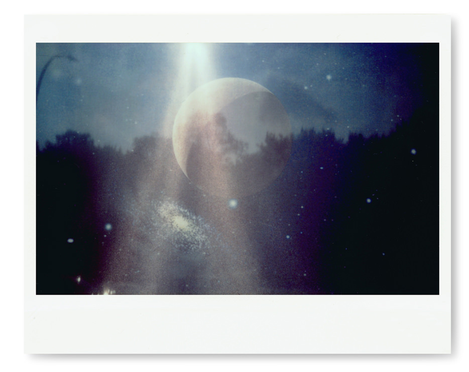 Giovanni Chiaramonte – Inscape_Piccola creazionehttps://www.exibart.com/repository/media/eventi/2013/01/giovanni-chiaramonte-8211-inscape_piccola-creazione.jpg