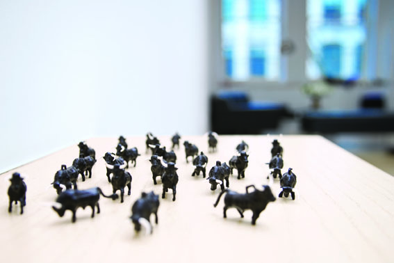 Micol Sabbadini – U.S.A – i: United States of Appropriated Imageshttps://www.exibart.com/repository/media/eventi/2013/01/micol-sabbadini-8211-u.s.a-8211-i-united-states-of-appropriated-images.jpg