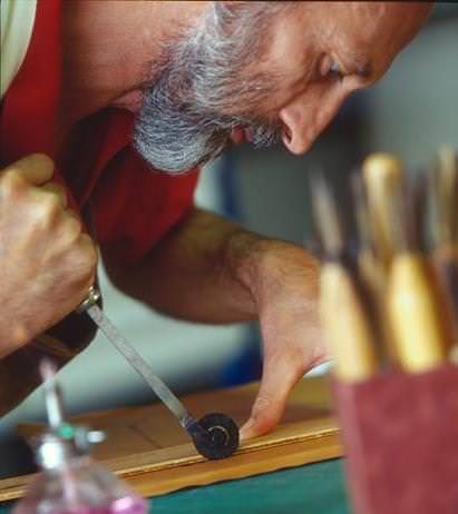 Atanor: la lavorazione della pelle tra tradizione ed innovazione