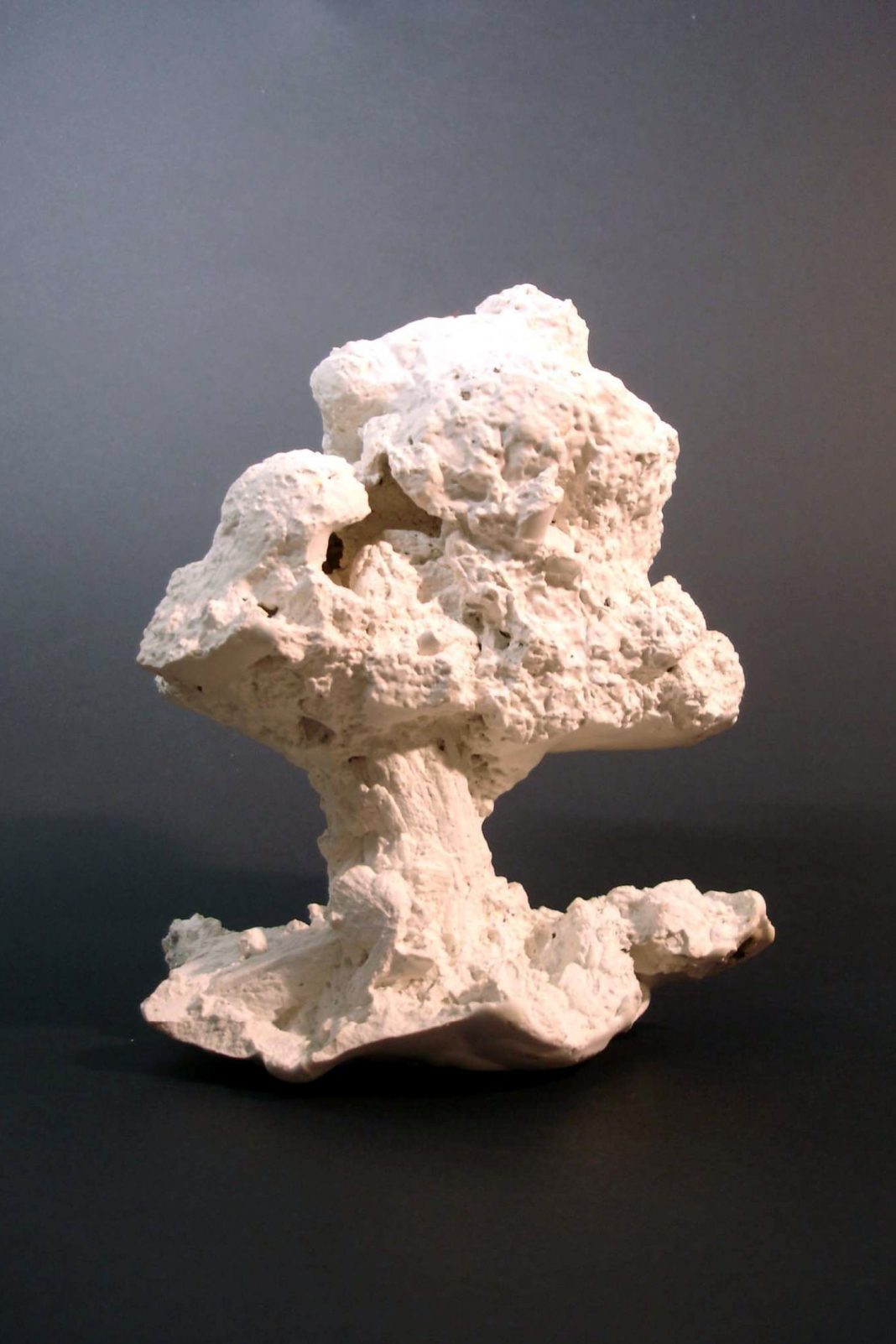 Elia Cantori – E=mc²https://www.exibart.com/repository/media/eventi/2013/02/elia-cantori-8211-emc²-1068x1602.jpg
