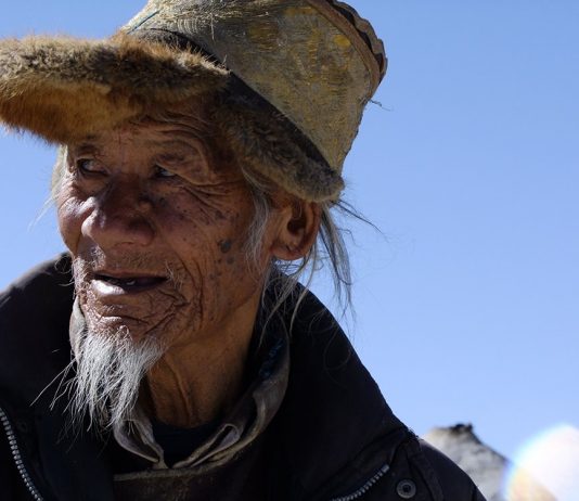 Fausto De Stefani – Genti e montagne dell’Himalaya