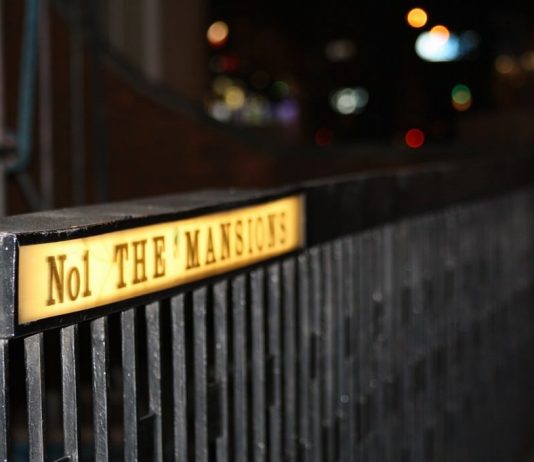 Franco Bacoccoli.- Luci & Chiarori nel Buio