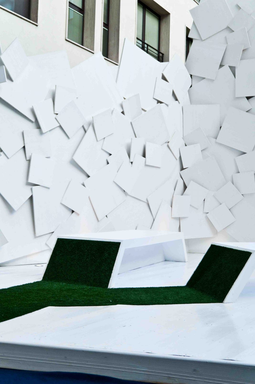 IED E GROHE: SPA LAB – TRAINING ROOMhttps://www.exibart.com/repository/media/eventi/2013/04/ied-e-grohe-spa-lab-8211-training-room-1068x1608.jpg