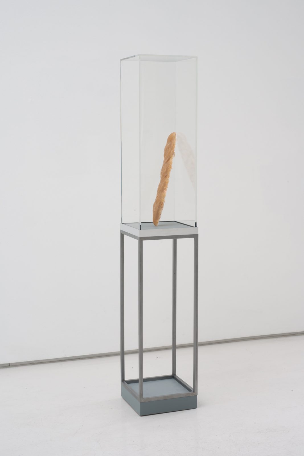 Egan Frantz – Tailshttps://www.exibart.com/repository/media/eventi/2013/05/egan-frantz-8211-tails-1068x1602.jpg