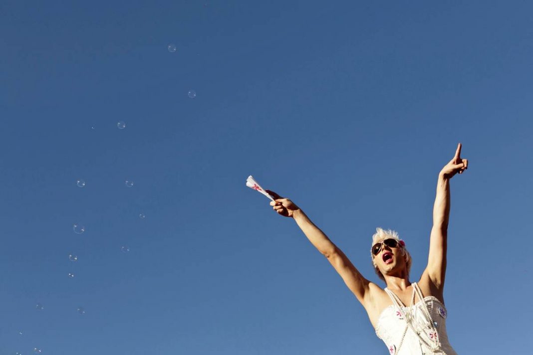 Benedetto Tarantino – Rainbow streethttps://www.exibart.com/repository/media/eventi/2013/06/benedetto-tarantino-8211-rainbow-street-1068x712.jpg