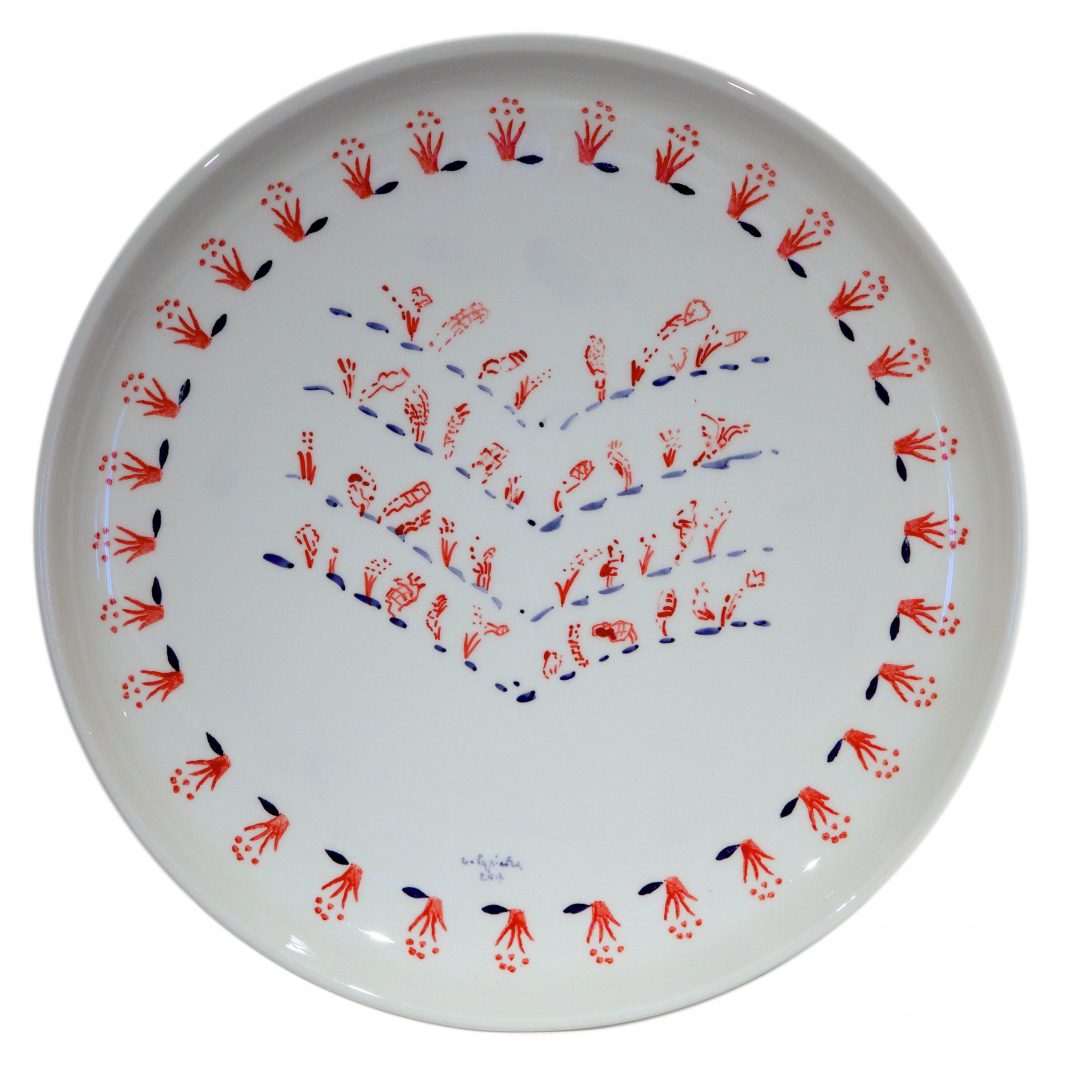 Ugo La Pietra – Tracce.  La mia territorialitàhttps://www.exibart.com/repository/media/eventi/2013/10/ugo-la-pietra-8211-tracce.-la-mia-territorialità-1068x1068.jpg