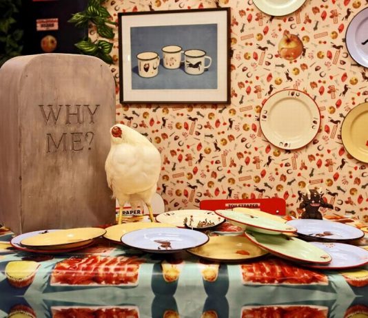 TOILETPAPER, L’ARTE NEL QUOTIDIANO