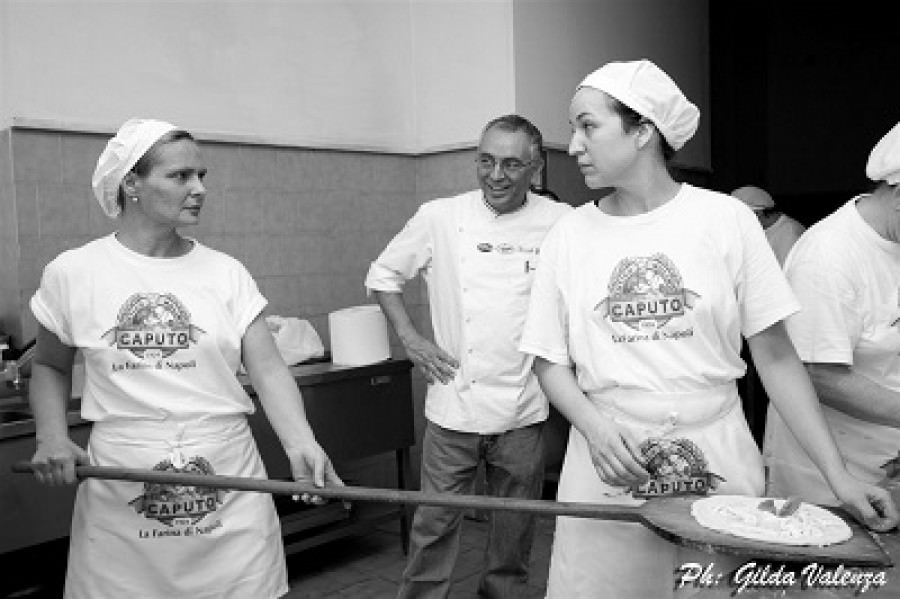 Gilda Valenza – La menzogna sta nelle cose non fotografatehttps://www.exibart.com/repository/media/eventi/2013/12/gilda-valenza-8211-la-menzogna-sta-nelle-cose-non-fotografate.jpg