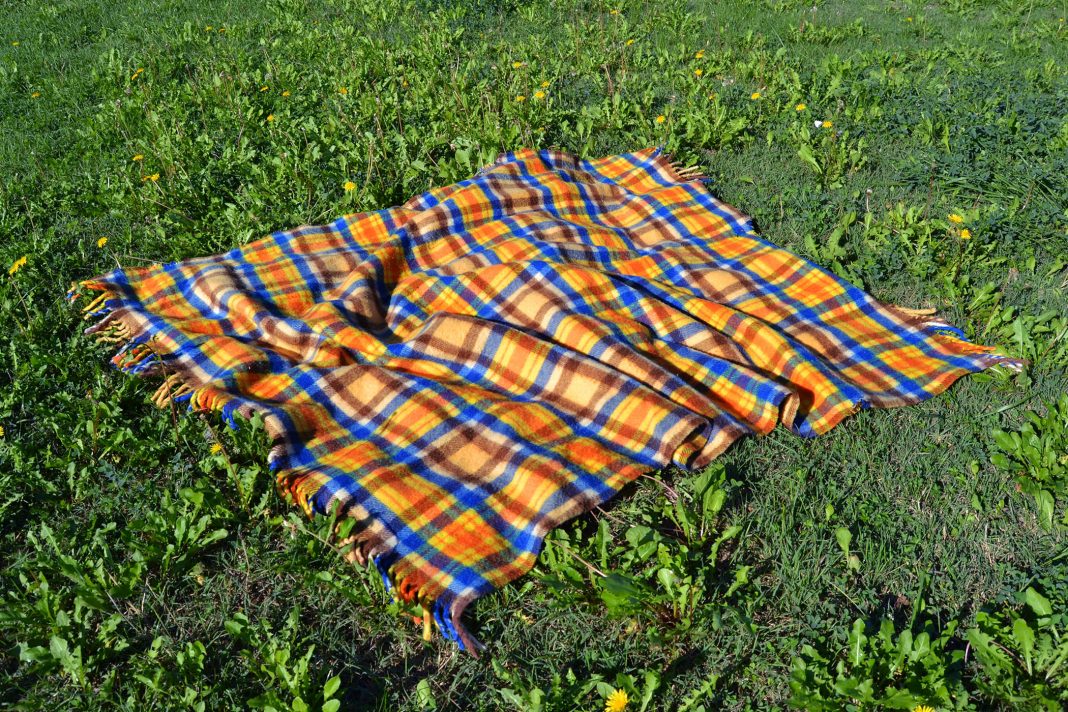 Valentina Perazzini – Pre-texture. Il personaggio si disperde in frammenti al giorno d’oggihttps://www.exibart.com/repository/media/eventi/2013/12/valentina-perazzini-8211-pre-texture.-il-personaggio-si-disperde-in-frammenti-al-giorno-d8217oggi-1068x712.jpg