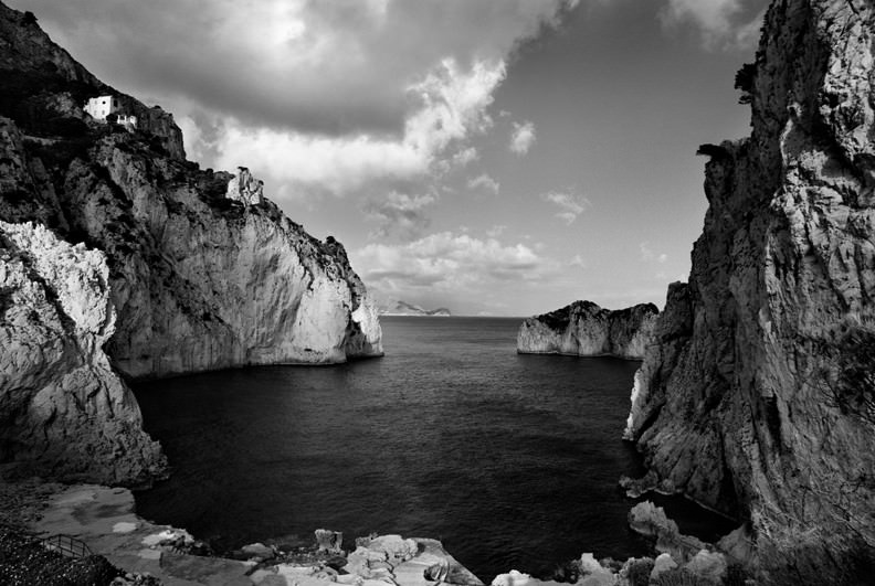 II PAESAGGIO ITALIANO. FOTOGRAFIE 1950 – 2010https://www.exibart.com/repository/media/eventi/2014/01/ii-paesaggio-italiano.-fotografie-1950-–-2010.jpg