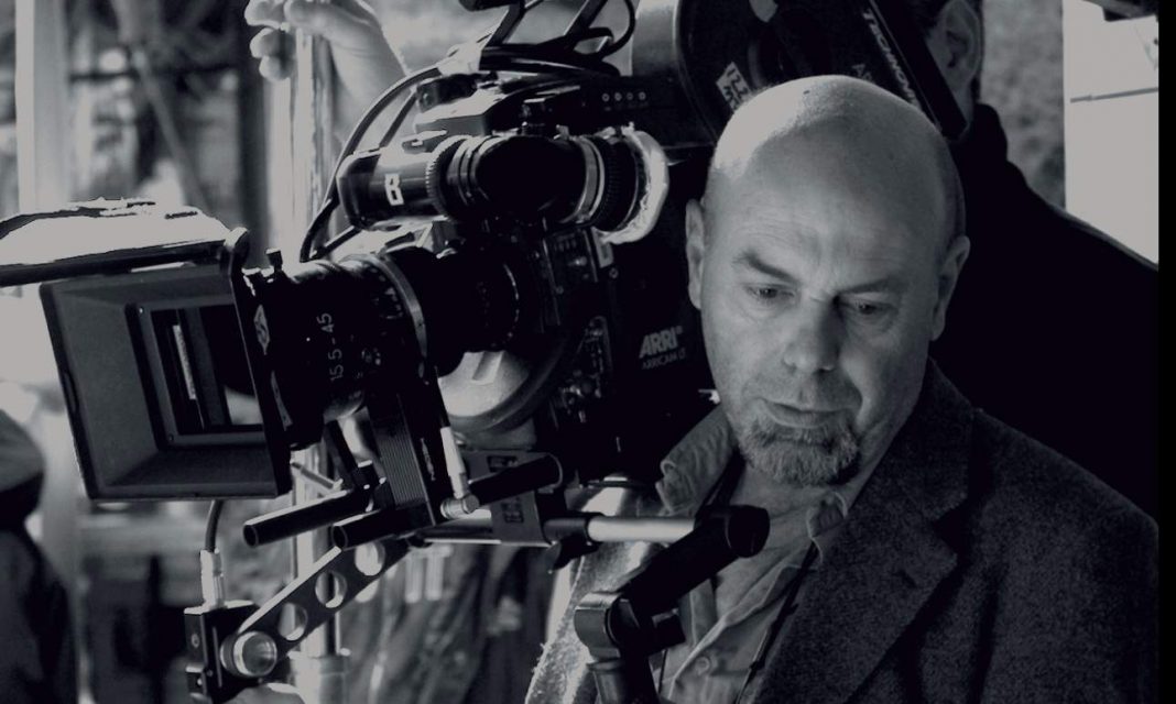 Cinema e fotografia: dialogo tra Luca Bigazzi e Stefano De Luigihttps://www.exibart.com/repository/media/eventi/2014/02/cinema-e-fotografia-dialogo-tra-luca-bigazzi-e-stefano-de-luigi-1068x640.jpg