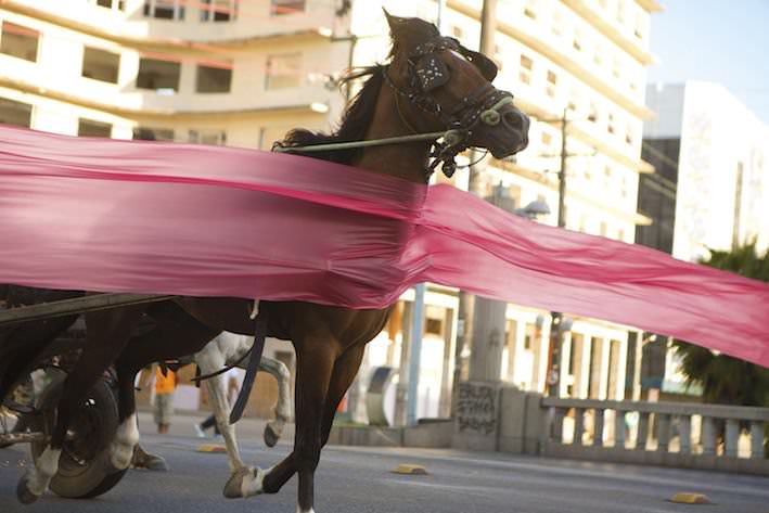 Marcelo Cidade / Jonathas de Andrade / André Komatsuhttps://www.exibart.com/repository/media/eventi/2014/02/marcelo-cidade-jonathas-de-andrade-andré-komatsu.jpg