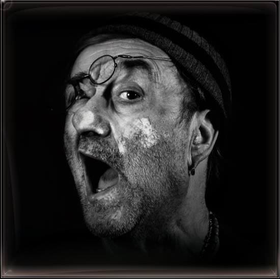 Davide Iodice – Extravoltihttps://www.exibart.com/repository/media/eventi/2014/03/davide-iodice-8211-extravolti.jpg