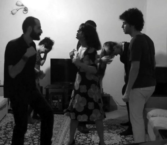 Anahita Razmi – Domino Dancing