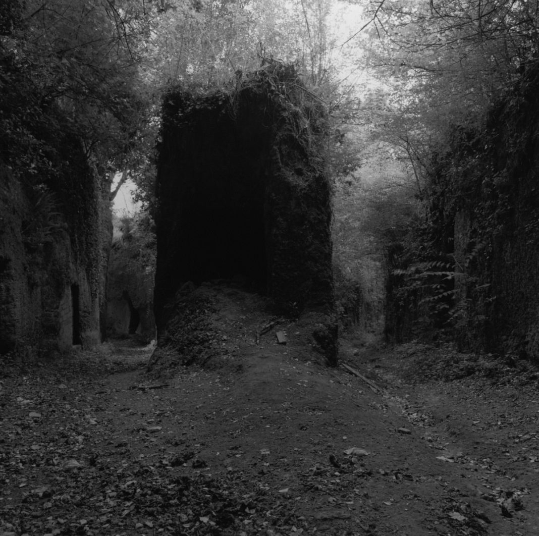 Cesare Di Liborio – Labyrinthos IIhttps://www.exibart.com/repository/media/eventi/2014/04/cesare-di-liborio-8211-labyrinthos-ii-1068x1062.jpg