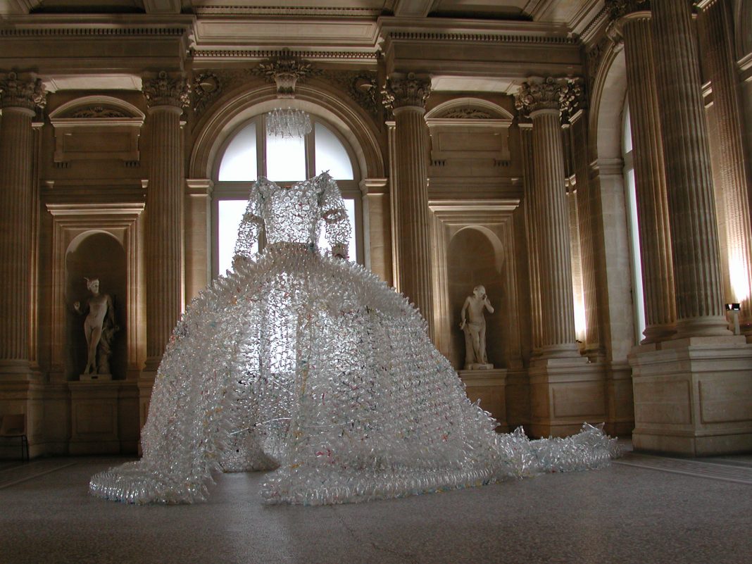 Enrica Borghi – Crystal Dreamhttps://www.exibart.com/repository/media/eventi/2014/04/enrica-borghi-8211-crystal-dream-1068x801.jpg