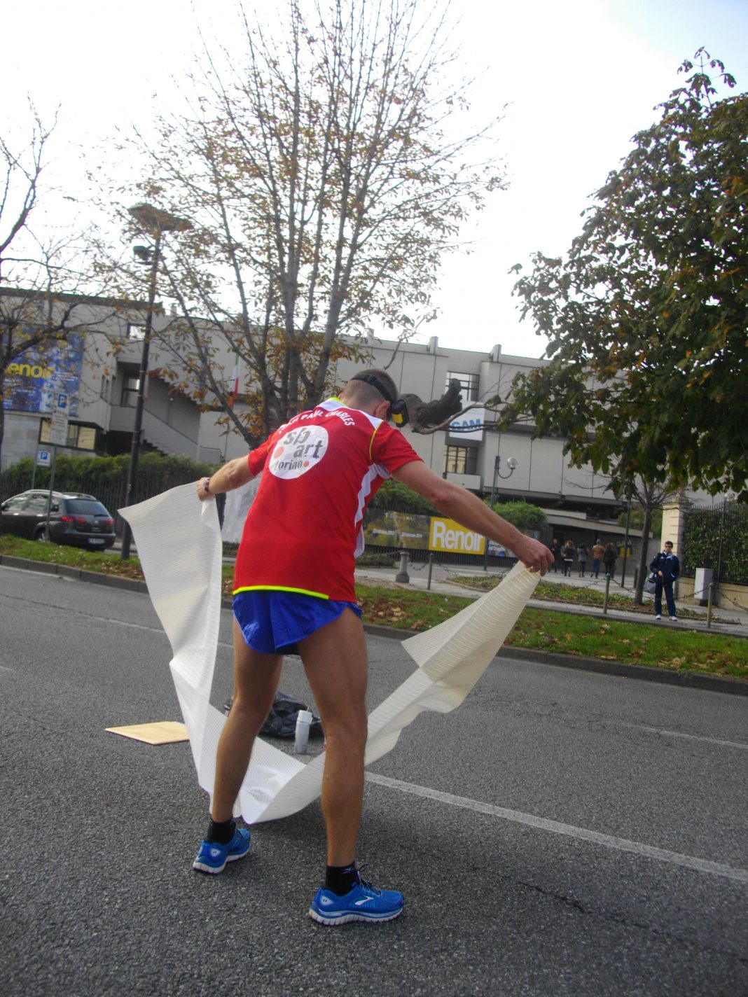 Le Marathon de Jean-Paul Charles. La Mostrahttps://www.exibart.com/repository/media/eventi/2014/04/le-marathon-de-jean-paul-charles.-la-mostra-1068x1424.jpg