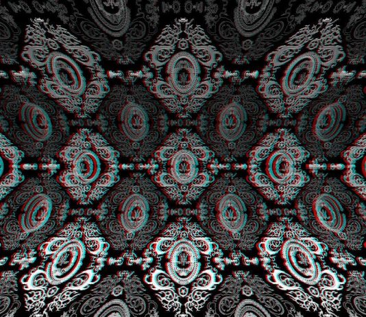 “Happiness Forecourt” = “Largo da Felicidade”