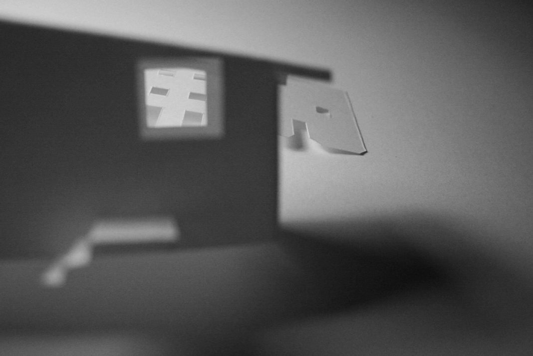 scatolabianca Black Match | Didymoshttps://www.exibart.com/repository/media/eventi/2014/09/scatolabianca-black-match-didymos-1068x713.jpg