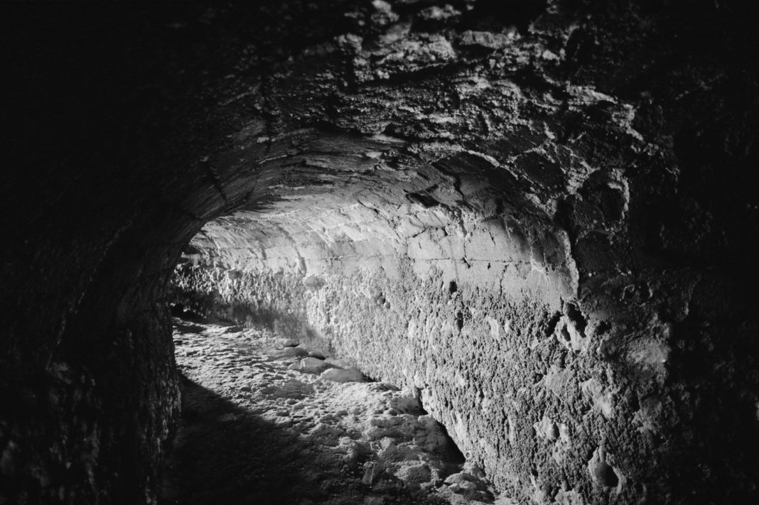 Ezio Ferreri – Miniere di Siciliahttps://www.exibart.com/repository/media/eventi/2014/10/ezio-ferreri-8211-miniere-di-sicilia-1068x711.jpg