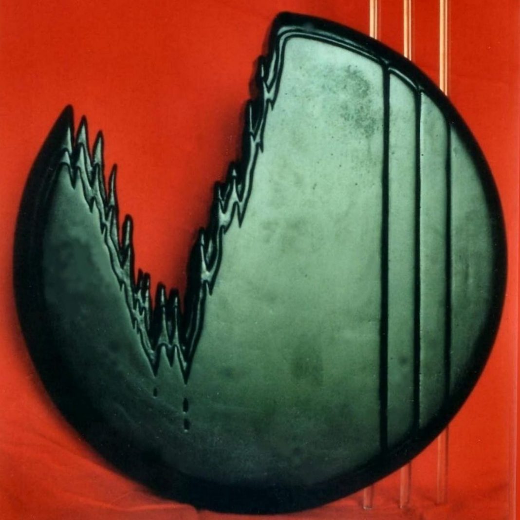 Francesco Mottola – Cosmologie metallichehttps://www.exibart.com/repository/media/eventi/2014/10/francesco-mottola-8211-cosmologie-metalliche-1068x1068.jpg