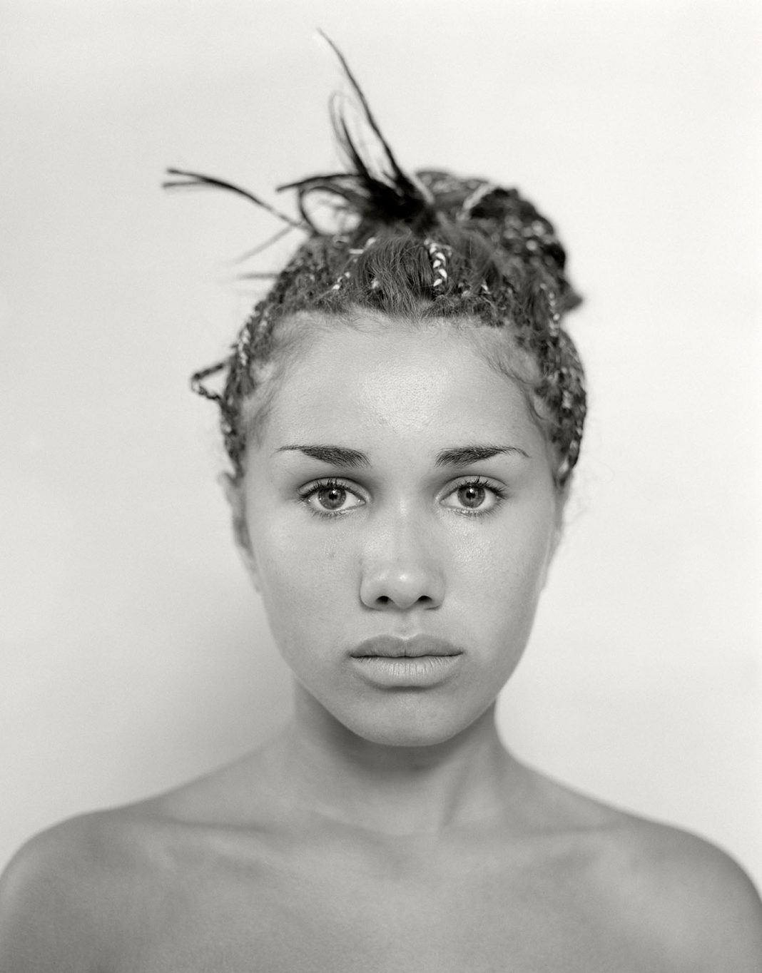 Francesca Phillips – Los Canarios. Fotografie e videohttps://www.exibart.com/repository/media/eventi/2014/11/francesca-phillips-8211-los-canarios.-fotografie-e-video-1-1068x1364.jpg