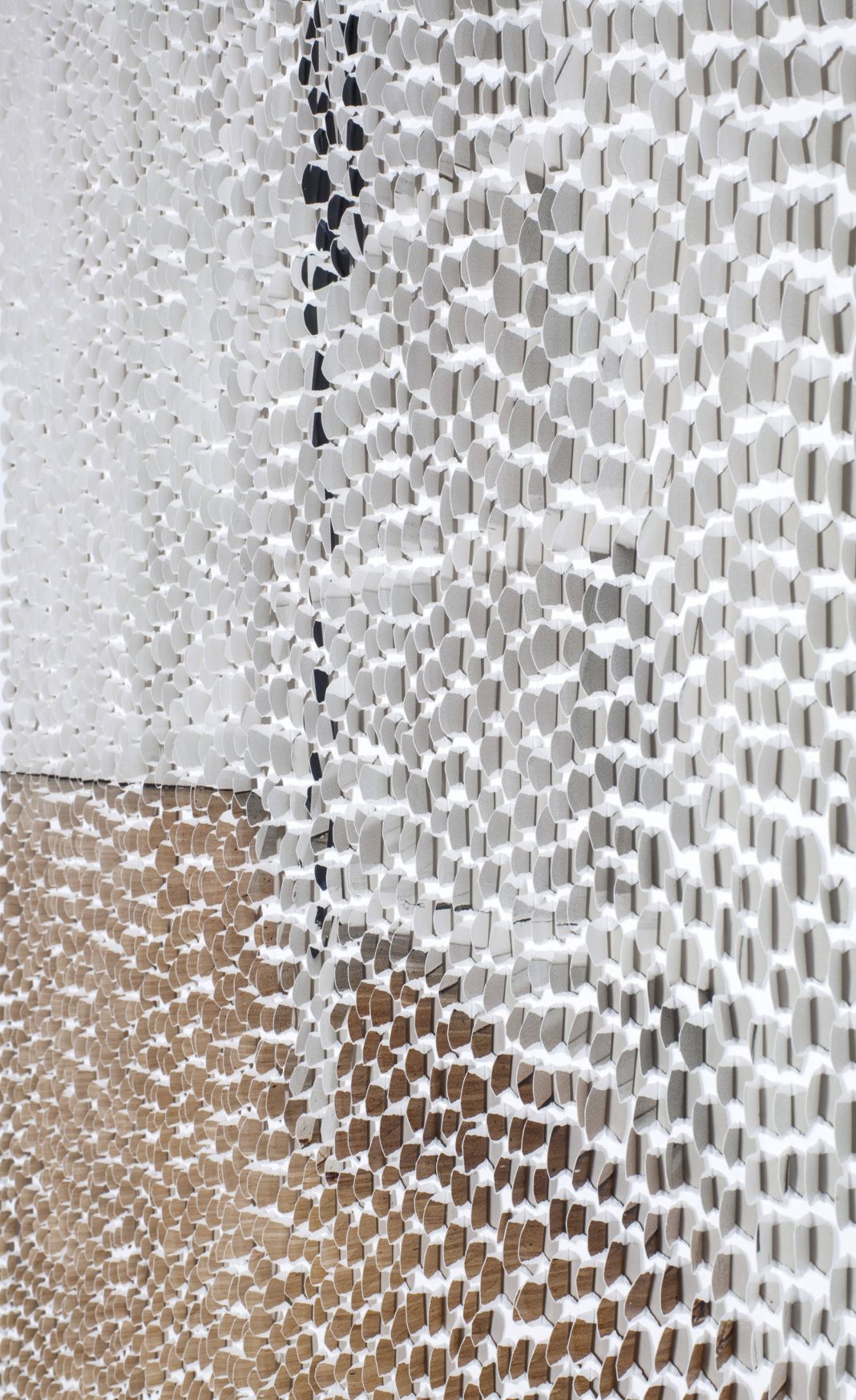 Curtis Mann – Versohttps://www.exibart.com/repository/media/eventi/2015/01/curtis-mann-8211-verso-1068x1747.jpg