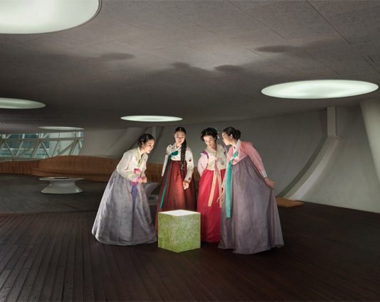 Julia Fullerton-Batten – Korea