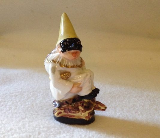 PULCINELLA IN MUSEO Opera su tre piani PULCINELLA IN MUSEO Opera su tre piani