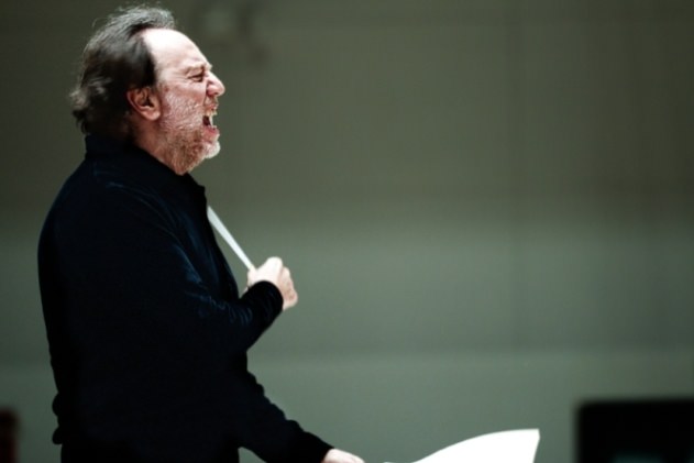 Paolo Dalprato – Dal Palco. Due anni con laVerdihttps://www.exibart.com/repository/media/eventi/2015/03/paolo-dalprato-8211-dal-palco.-due-anni-con-laverdi.jpg