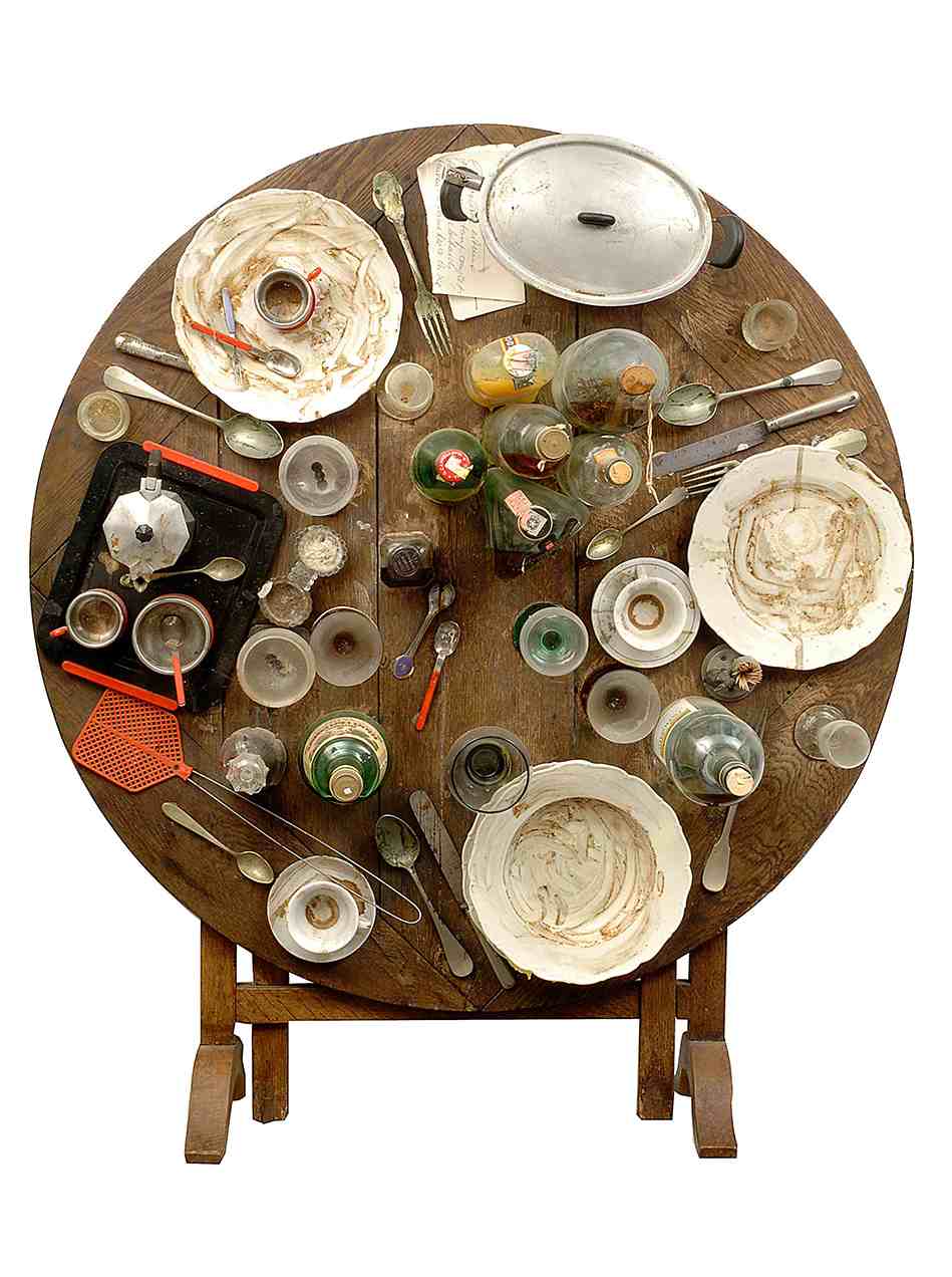 Daniel Spoerri – Eat Art in transformationhttps://www.exibart.com/repository/media/eventi/2015/04/daniel-spoerri-8211-eat-art-in-transformation.jpg