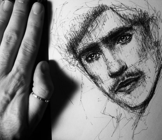 Roberto Di Costanzo – Visage en pose