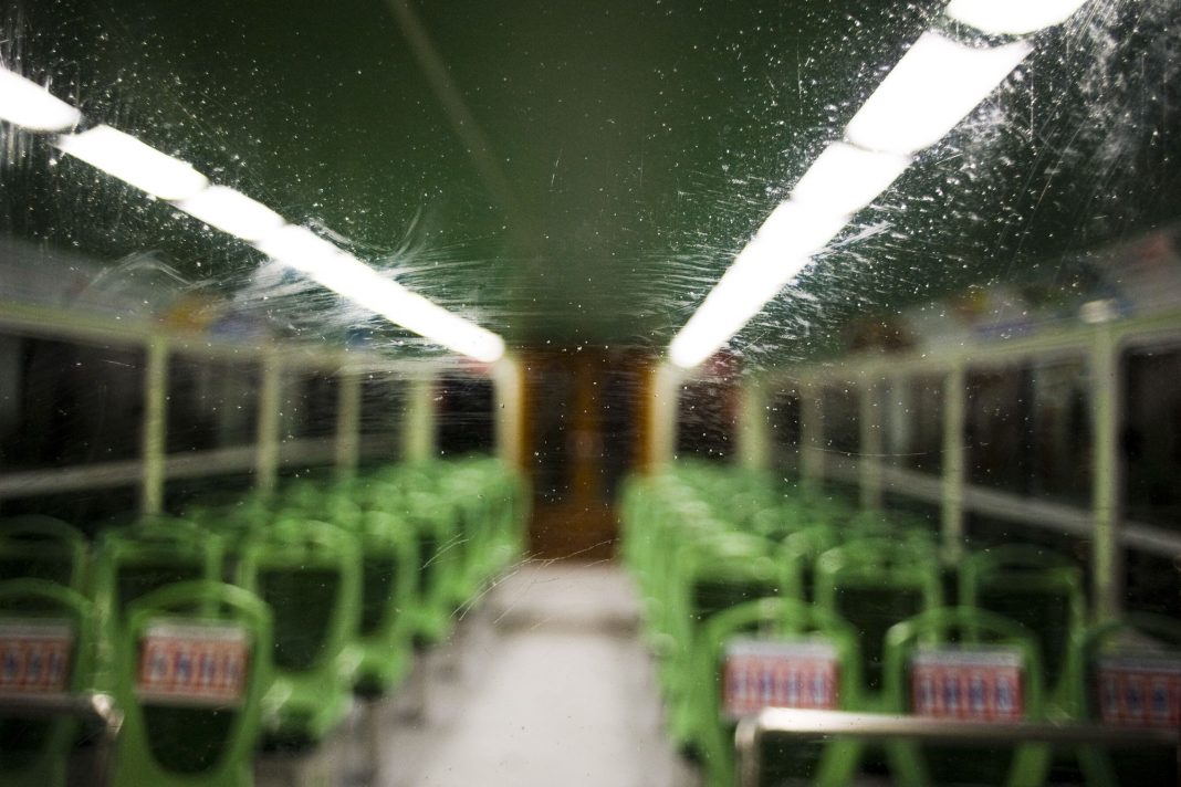 Ugo Carmeni – Floodhttps://www.exibart.com/repository/media/eventi/2015/04/ugo-carmeni-8211-flood-1068x712.jpg