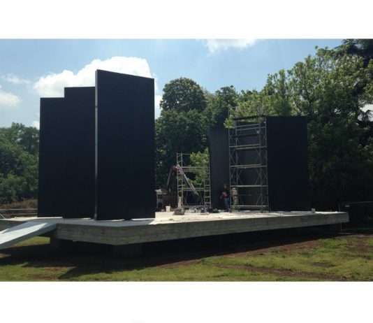 Inaugurazione Teatro Continuo di Alberto Burri