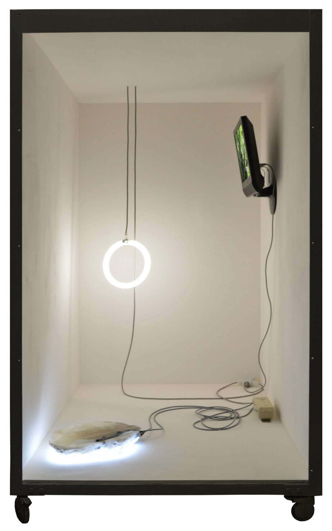 Liviana Baldini – Rethinking the ritualhttps://www.exibart.com/repository/media/eventi/2015/06/liviana-baldini-8211-rethinking-the-ritual-1-1068x1707.jpg