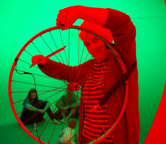 Sylvia Hallett – Wine Songs