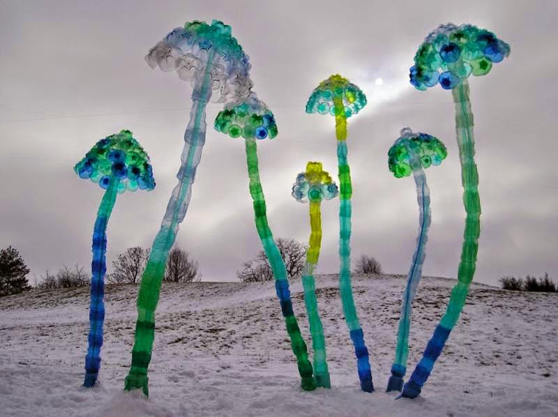 Veronika Richterova – Plastic naturehttps://www.exibart.com/repository/media/eventi/2015/07/veronika-richterova-8211-plastic-nature-3.jpg