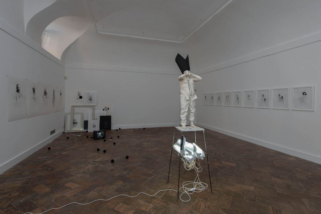 Bernardí Roig- La Bolannntro’whttps://www.exibart.com/repository/media/eventi/2015/09/bernardí-roig-la-bolannntro8217w-1-1068x713.jpg