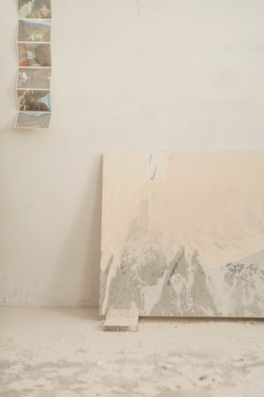 Laura Pugno – Dissonanzehttps://www.exibart.com/repository/media/eventi/2015/09/laura-pugno-8211-dissonanze.jpg