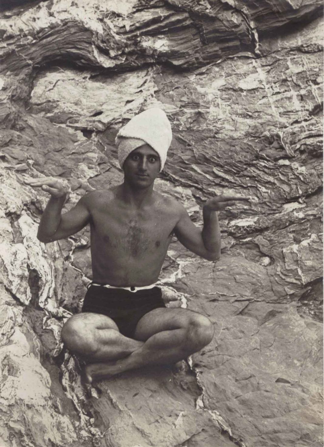 Stefano Serusi – Come Funziona l’Estatehttps://www.exibart.com/repository/media/eventi/2015/09/stefano-serusi-8211-come-funziona-l8217estate-1068x1471.jpg