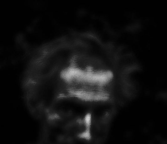 Enzo Medici – Viaggiare per conoscere, fotografare per comprendere