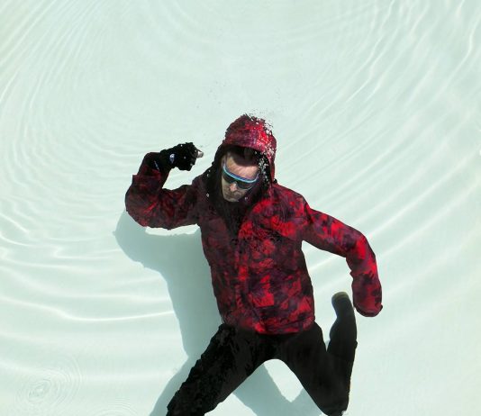 Dirk Vogel – Still Water