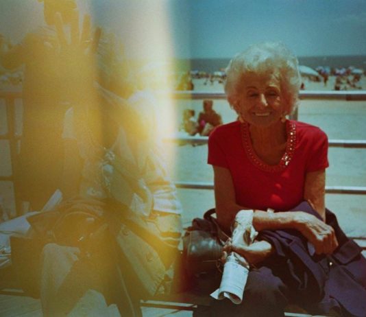 Lena Shkoda – Brac’s art on table