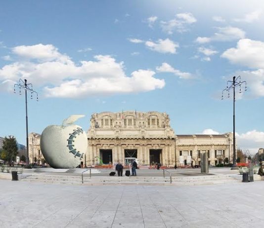 Michelangelo Pistoletto – La Mela Reintegrata