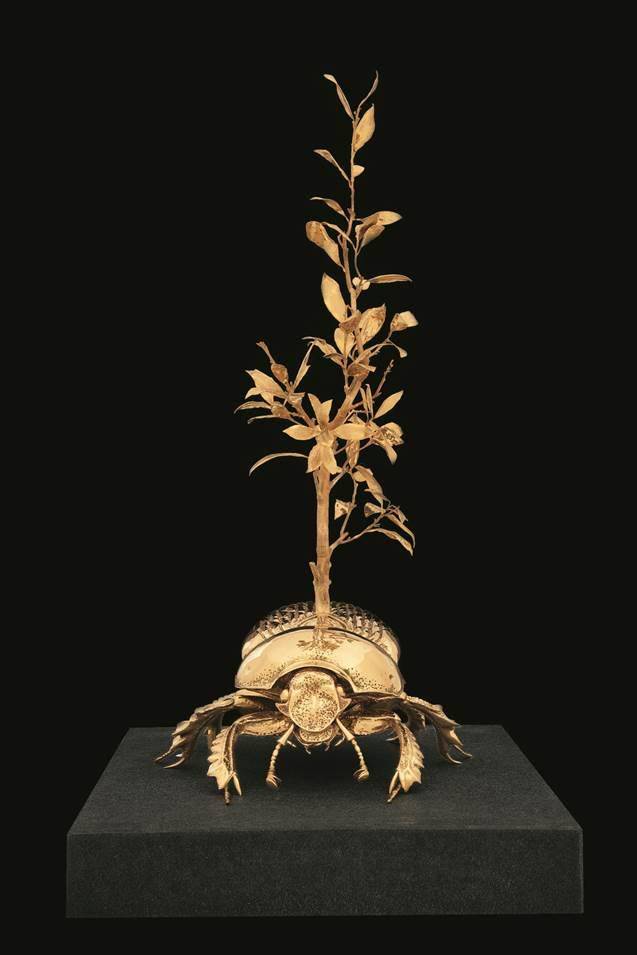 Jan Fabre – Spiritual Guardshttps://www.exibart.com/repository/media/eventi/2016/04/jan-fabre-8211-spiritual-guards.jpg