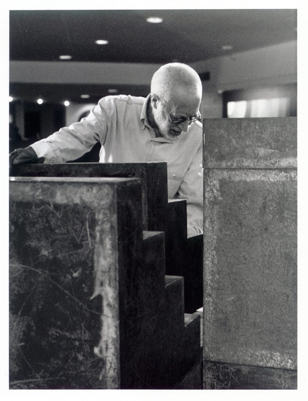 Nicola Carrino – Progetto CAMUSAC. Reconstructing City. Iron. Steinless Steel. 2016. Costruttivi. Decostruttivi. Ricostruttivi. 1959.2013https://www.exibart.com/repository/media/eventi/2016/04/nicola-carrino-8211-progetto-camusac.-reconstructing-city.-iron.-steinless-steel.-2016.-costruttivi.-decostruttivi.-ricostruttivi.-1959.2013-1068x1391.jpg